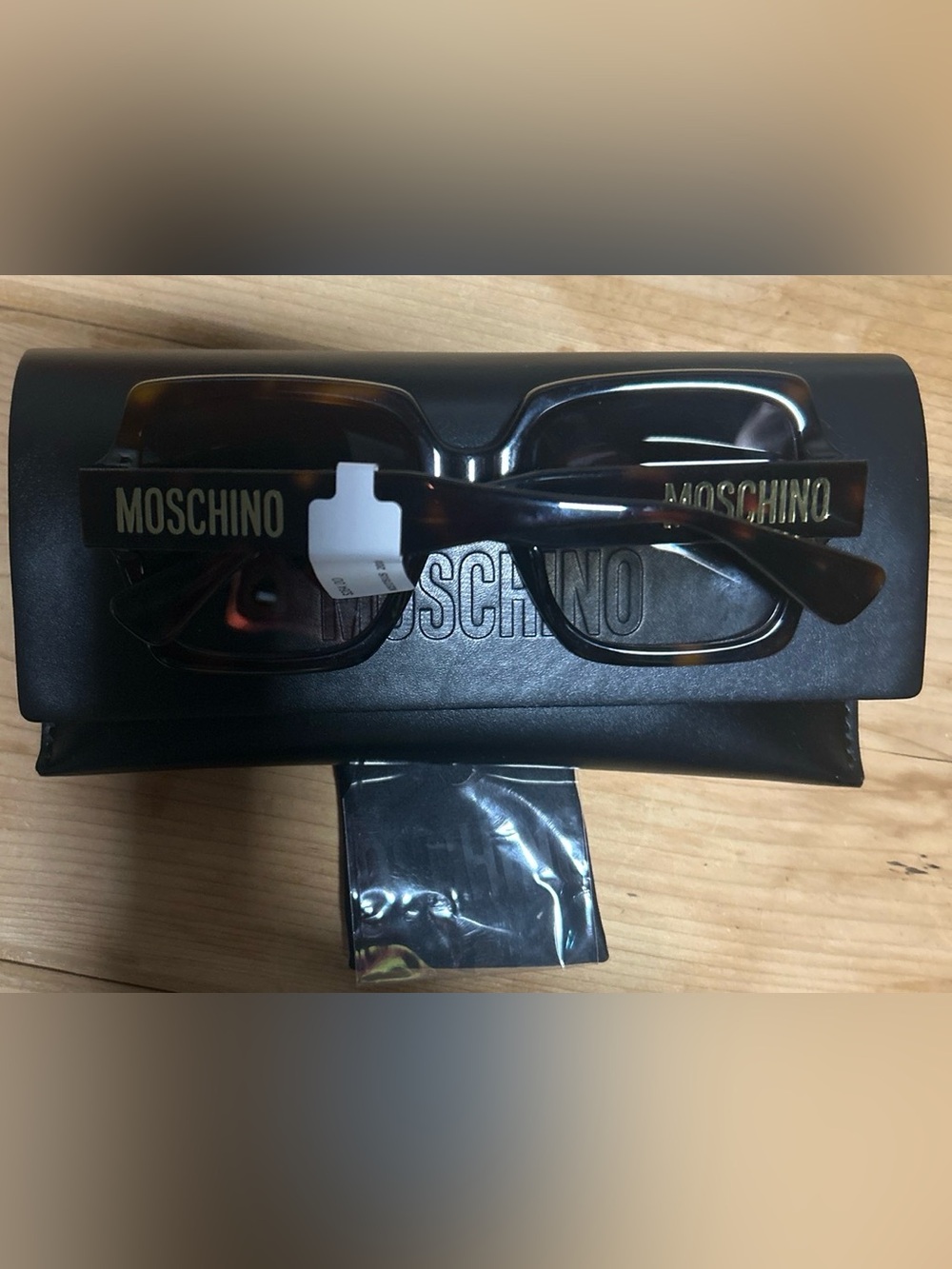 Moschino sunglasses,Mos.cloth&case,Havana tortoise frame gradient lenses, NWT